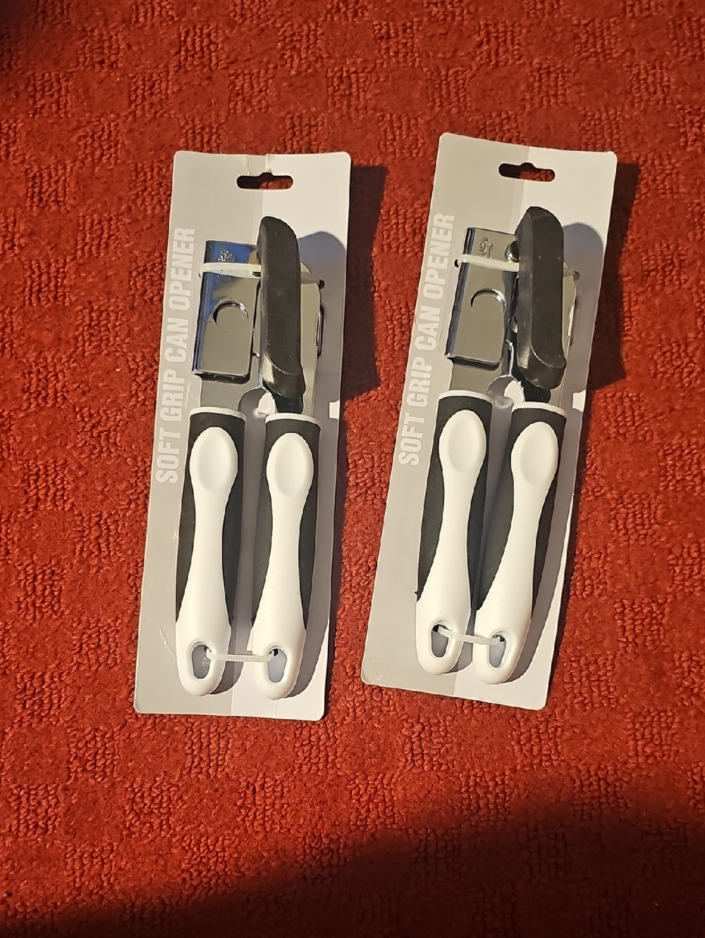 White & Black Soft Grip Can Opener